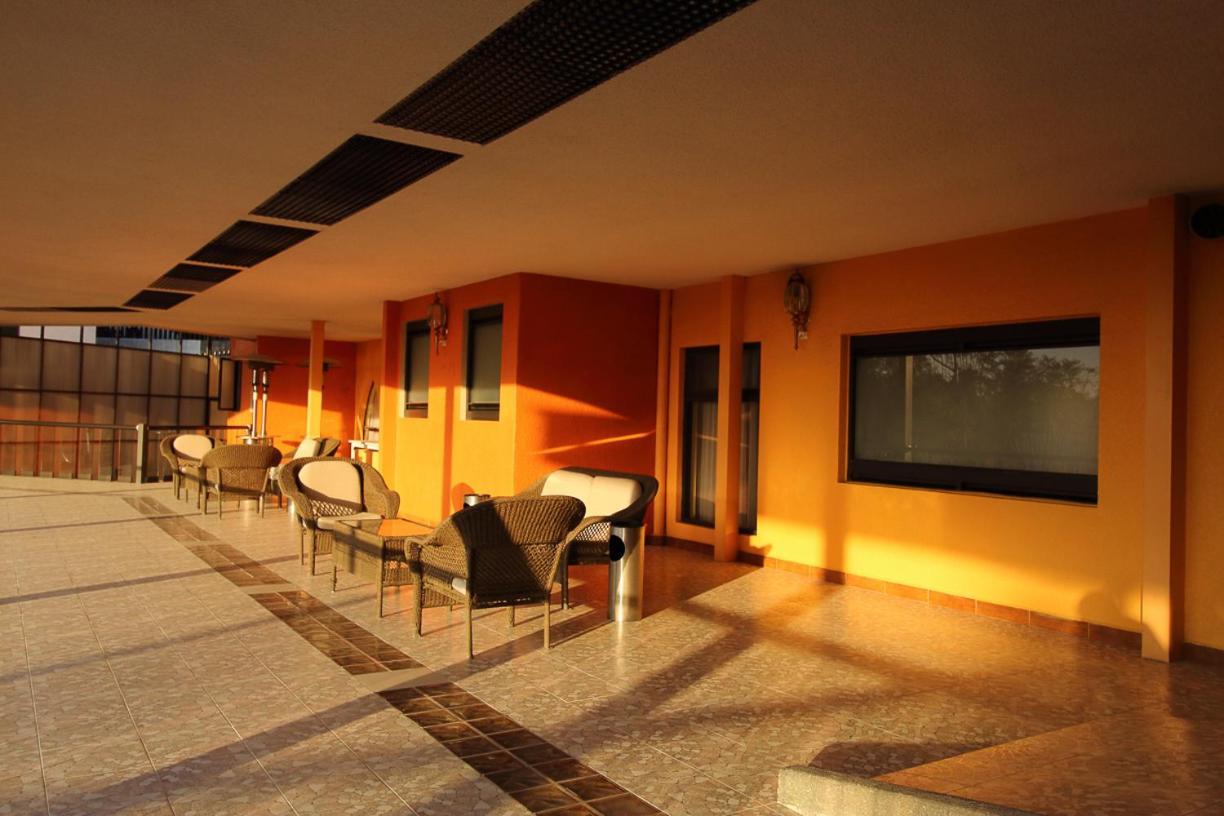 Hotel Lastra ปวยบลา ภายนอก รูปภาพ